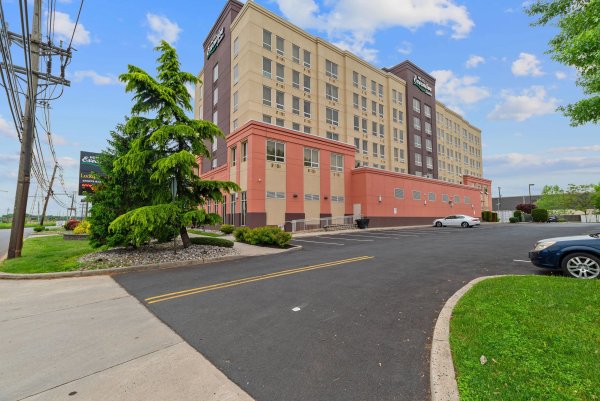 Hotel Executive Suites
