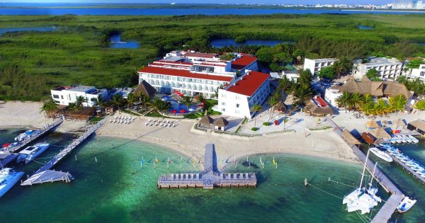 Cancun Bay Resort