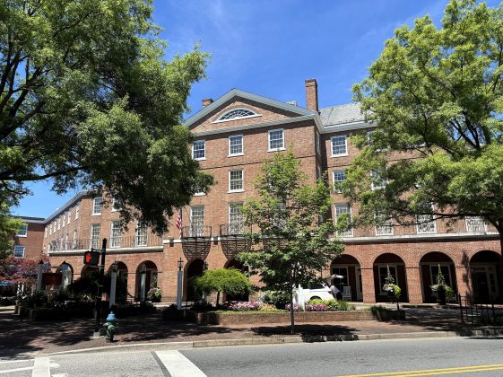The Tidewater Inn