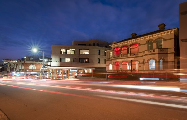 Roxburgh House
