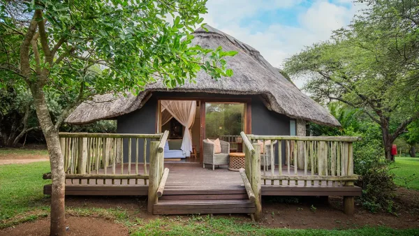 Rhino River Lodge