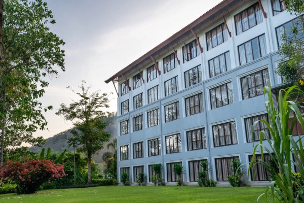 Bintang Flores Hotel