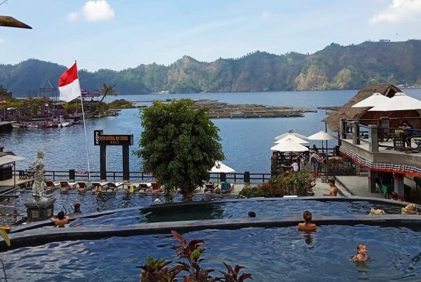 Batur Natural Hot Spring