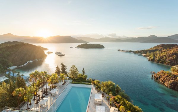 D Maris Bay