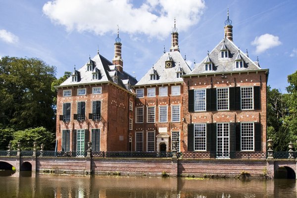 Duivenvoorde Castle