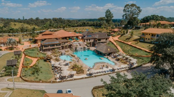 Parque do Avestruz resort hotel