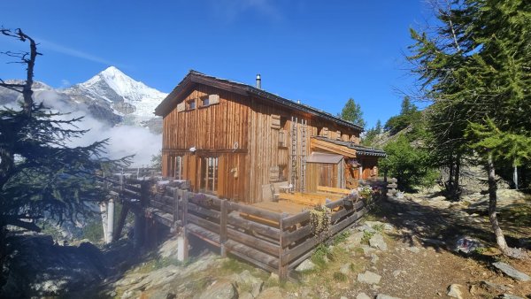 Europa Hut