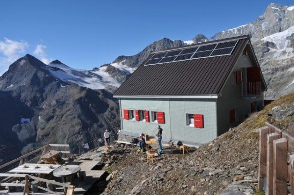 Weisshorn Hut