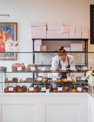 Alessia Patisserie & Cafe