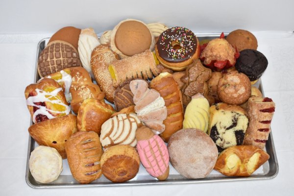 Azteca Bakery