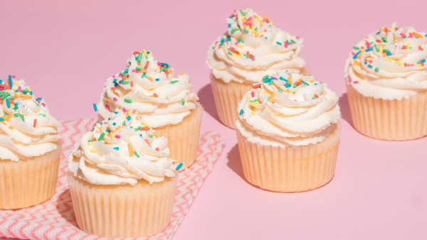 Smallcakes Cupcakery