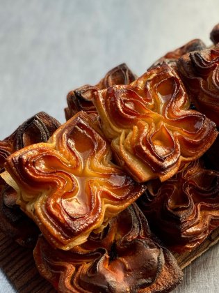 Jules Cafe Patisserie