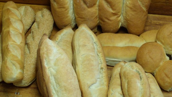 Di Lauro's Bakery and Pizza