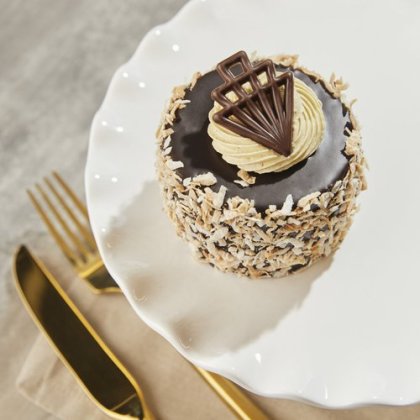 Greige Patisserie
