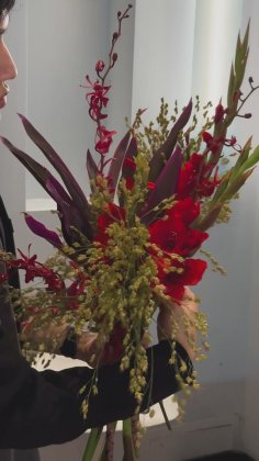 La Bomba Floristry