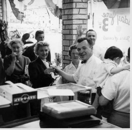 Zaro's Family Bakery