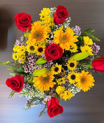 Casa Blanca Flowers