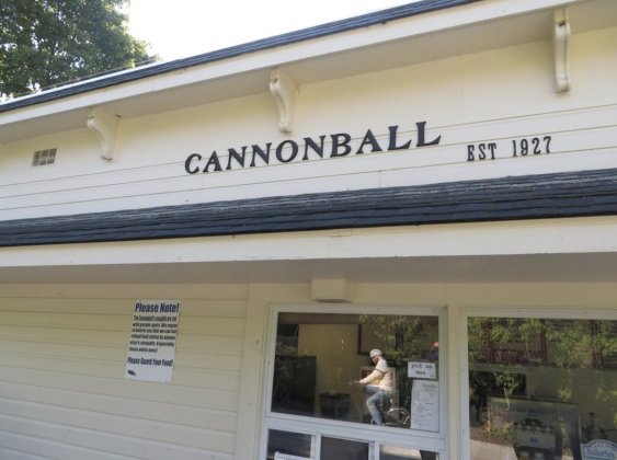 Cannonball Inn & Catering