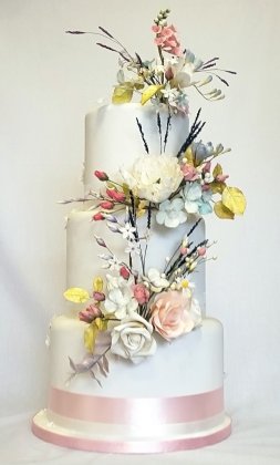 Yellow Butterfly Cakes & Sugarcraft