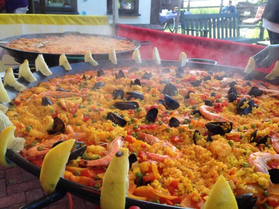 BUEN APETITO Wedding & Party Caterers